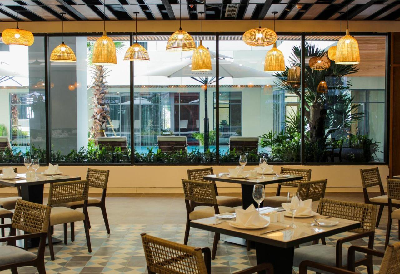 Fleur De Lys Hotel Quy Nhon Exterior photo